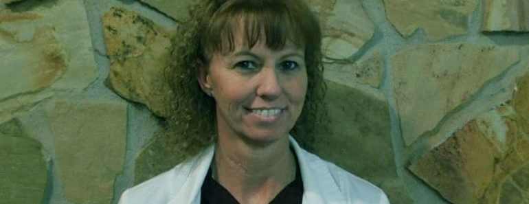 Image of Dr. Elizabeth Dr. Pol's husband's tragic death, what is she doing now.